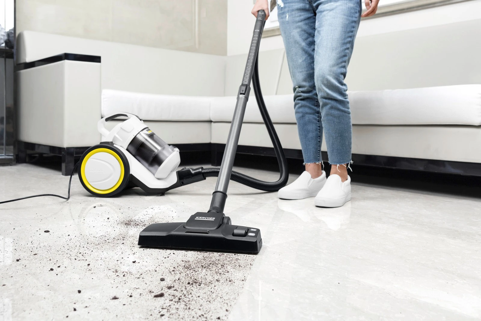 Пилосос Karcher контейнерний VC 3 Plus Premium, 1600Вт, конт пил -0.9л, вага-4.4кг, HEPA 13, білий - 2